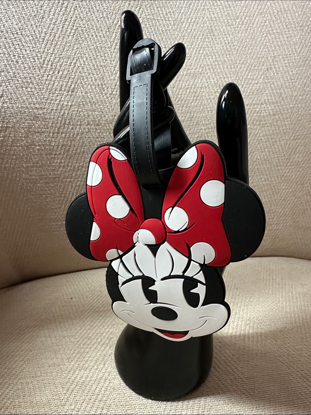 Disney Minnie Mouse Red & White Bow Luggage Tag with Black Strap